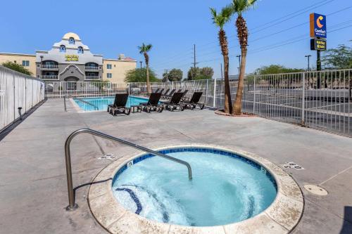 Comfort Inn & Suites El Centro