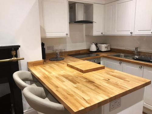 143 New Road Porthcawl in 波斯考爾中東區