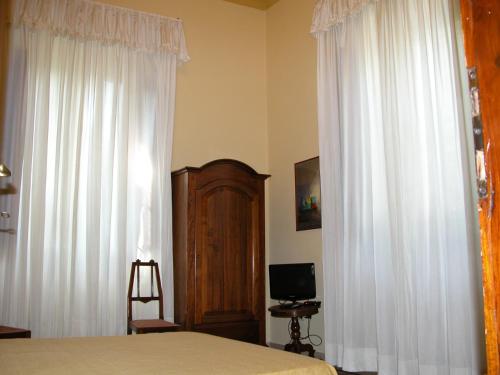 Triple Room image 6
