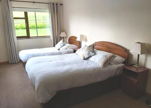 Valley Lodge Room Only Guest House in Claremorris