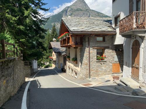 Strada del Pussey Apartment Courmayeur