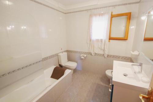 Mar de China - modern well-equipped villa with private pool in Moraira - image 2