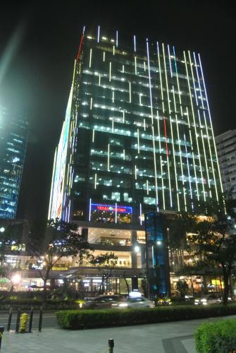 One uptown residence