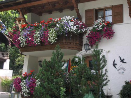 Apartements Ingrid Unhoch-Raggl - Apartment - Oberammergau