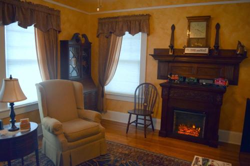 Aunt Adeline's Bed and Breakfast Hendersonville (NC)