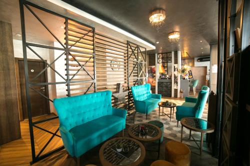 ผับ/เลาจน์, FLOW in ชุการิกา