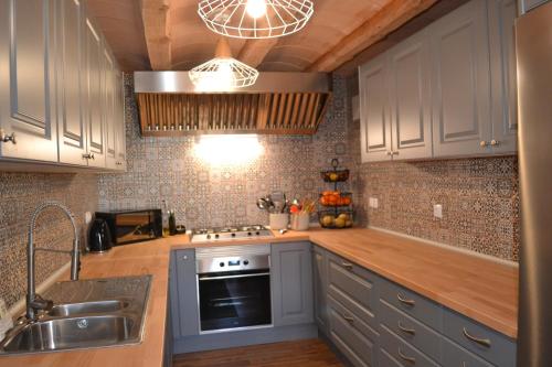 Konyha, Cal Campana in Gratallops