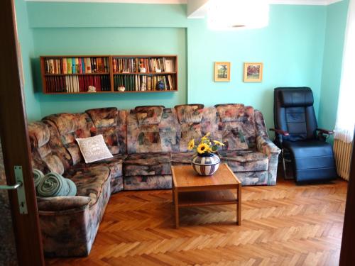 Apartment Golovec