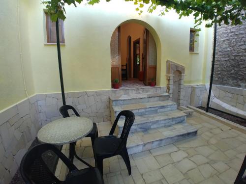 Guest House Urat