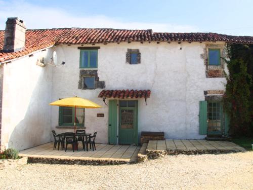 Le Verdier gîte à louer Chadurie