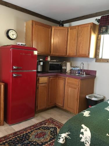 Warrensburg Inn & Suites - 6 Mi to Lake George in Varensburga (NY)