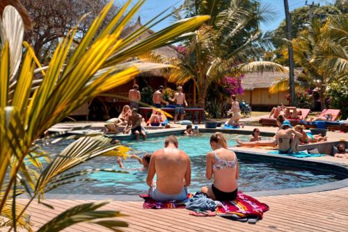 Hage, The Social - Begadang Gili Air in Lombok