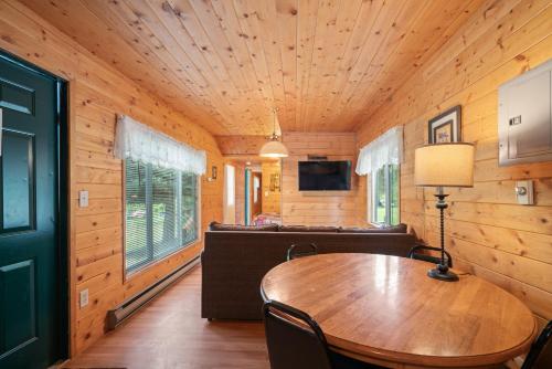 Crater Lake Resort - image 7