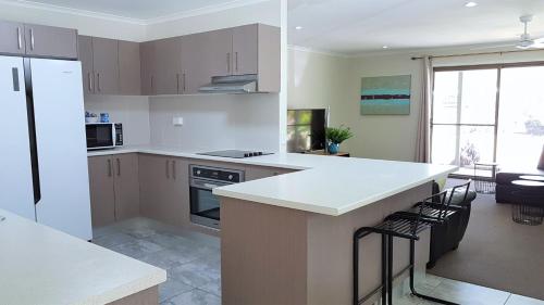 Noosa North Shore Retreat - 주방