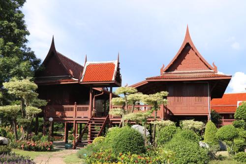 บ้านไทยรีสอร์ท Suphan Buri