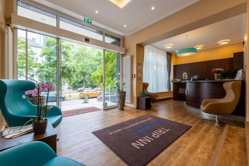 Trip Inn Hotel Messe Westend - image 2