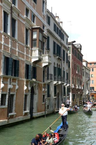 Corte Barozzi Venice Suites