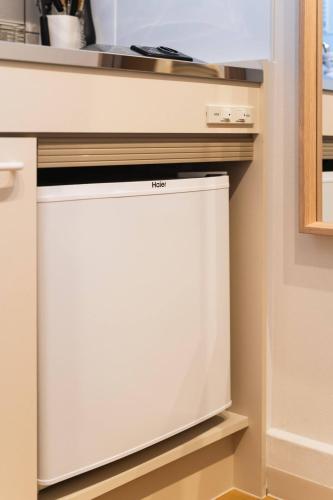 Studio Apartment image 10