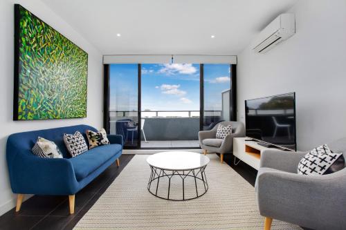The Caulfield The Caulfield is a popular choice amongst travelers in Melbourne, whether exploring or just passing through. The property offers a wide range of amenities and perks to ensure you have a great time. Ta