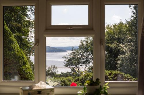 Hampsfell Cottage, quaint and comfy by the Lake District