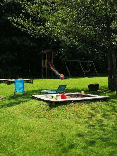 Garden, Ferienwohnung Karnten Luise direkt am Ossiacher See in St. Andra