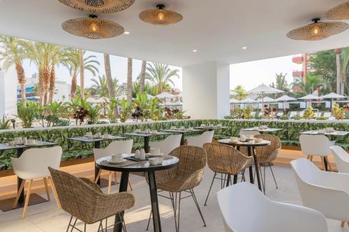HM Ayron Park- Adults Only - image 5