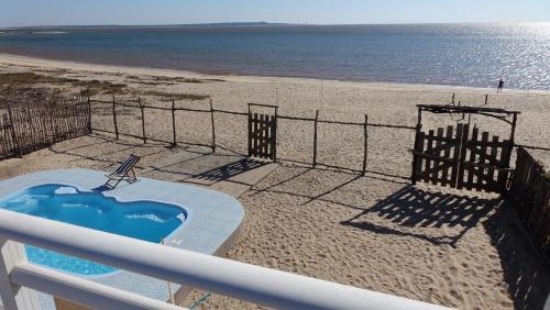 villa sur la plage et piscine