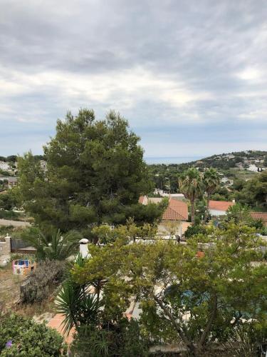 Casa Bella Vista en montaña con vistas al mar y piscina privada