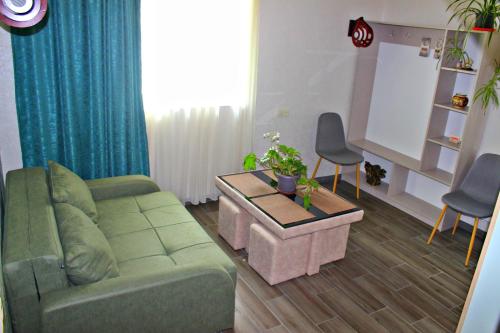 2 double beds, 1 twin bed, 1 sofa bed
