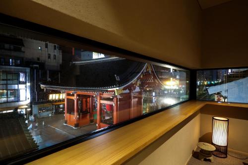 Kaminarimon Ryokan