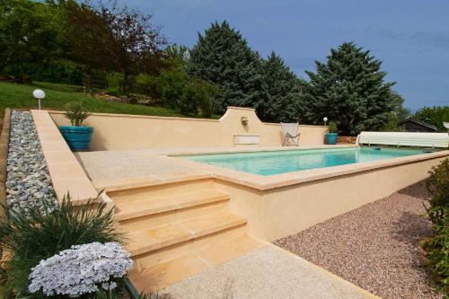 VILLA LUCIE gîte à louer Golf Macon La Salle