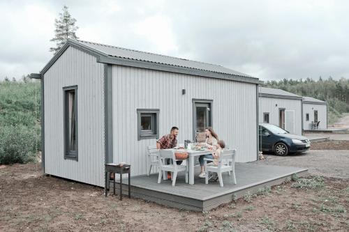 Raceway Baltic cabins in Sunīši