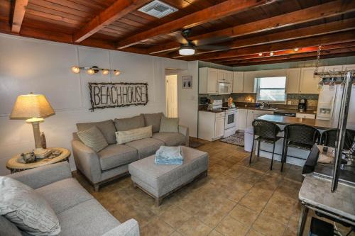 132 Gulf Island - image 7