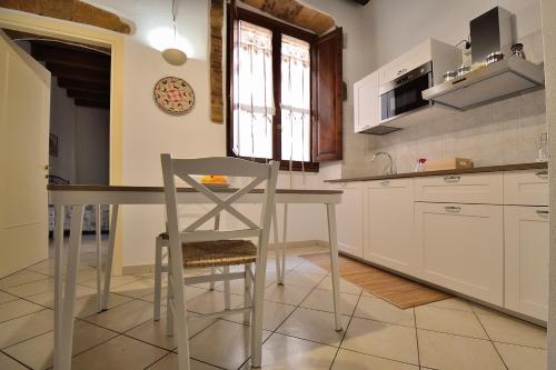 One Bedroom Apartment In Cagliari’s Town Center