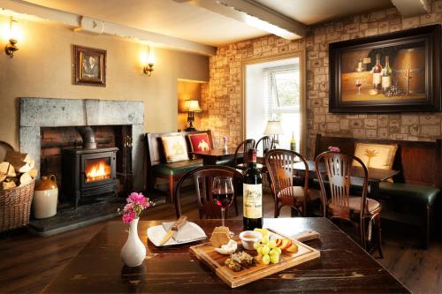 Hylands Burren Hotel - image 9