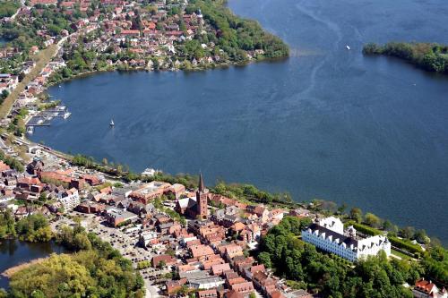 Nearby attraction, Ferienzimmer Suhrer Seeblick in Plon