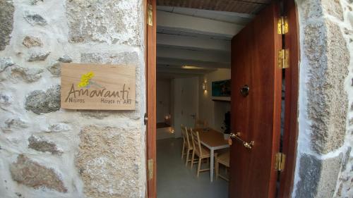  Amaranti House n Art in Mandrakion