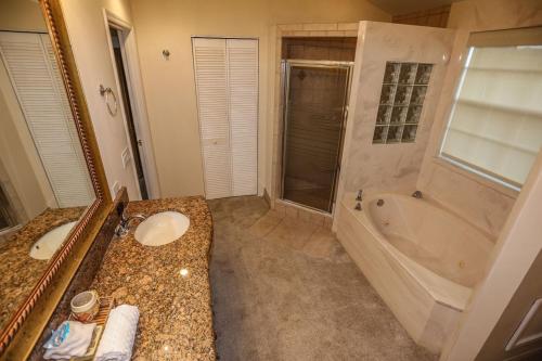 54 Fairview - M - image 4