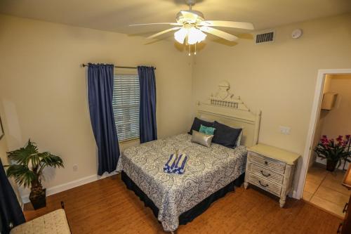 54 Fairview - M - image 8