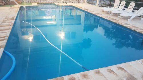  Calicanto House & Pool, Pension in Torrent