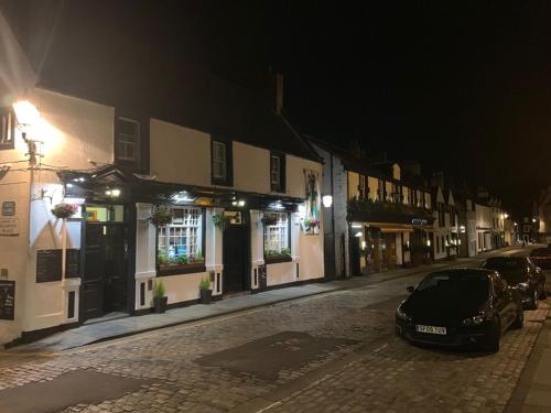 The Stag Head Hotel in Queensferry