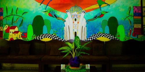 Hotel Oasis - image 2