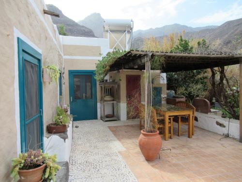 Encantadora Casa con piscina privada en el Risco de Agaete - image 11