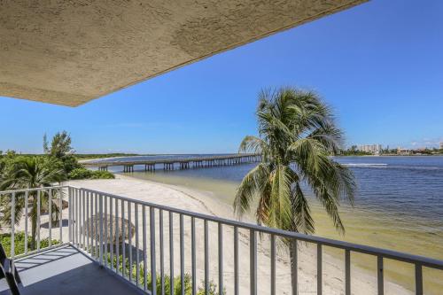 Lovers Key Beach Club 202 - image 6