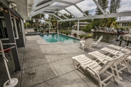171 Flamingo Str. - M - image 3