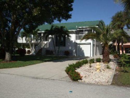 21088 St. Peters Dr. - M - image 3