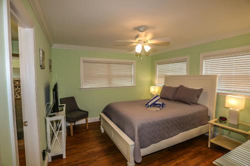 203 Fairweather Villa B - image 5