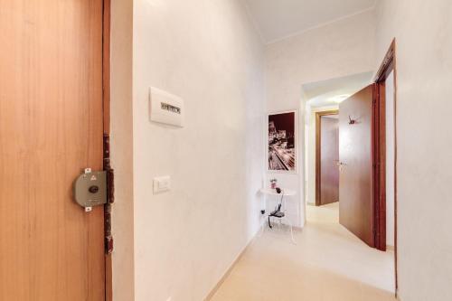 Two-Bedroom Apartment - Santa Maria in Monticelli 74 image 7