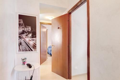 Two-Bedroom Apartment - Santa Maria in Monticelli 74 image 8