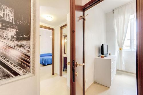 Two-Bedroom Apartment - Santa Maria in Monticelli 74 image 5